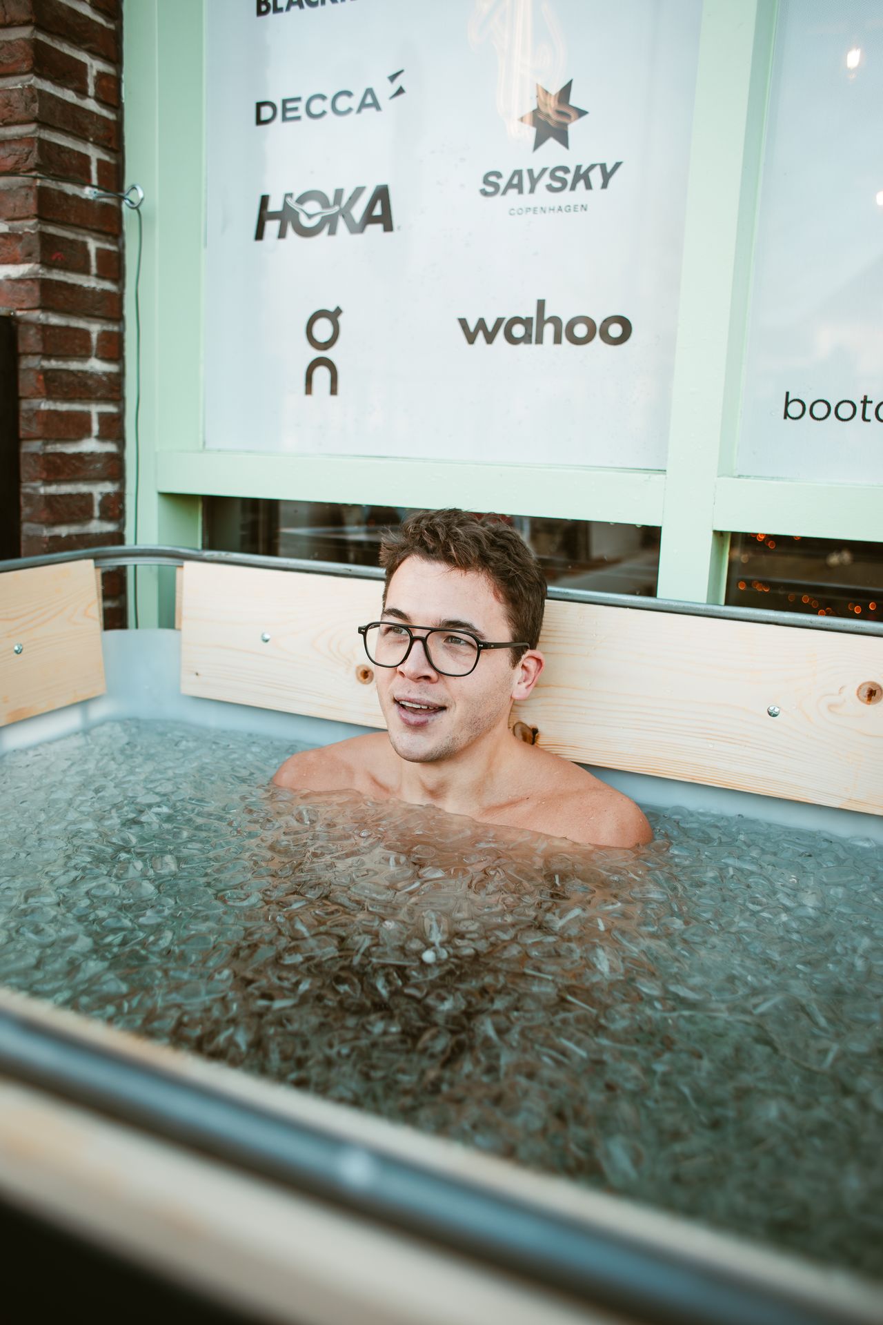IJsbad als onderdeel van de weerbaarheidstraining