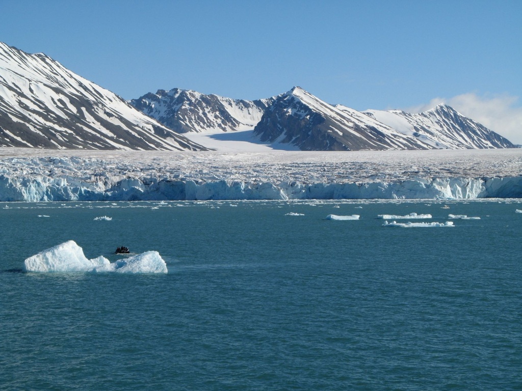 [WEB-SVA280700] Packraft Expeditie Spitsbergen