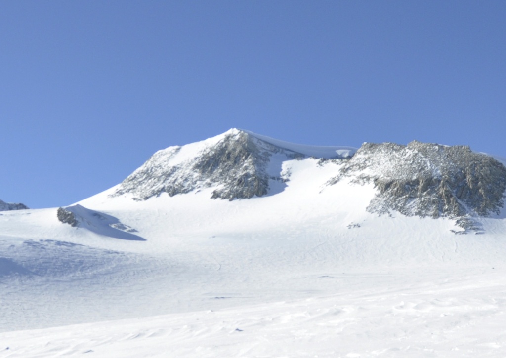 [WEB-ATA271205] Expeditie Mount Vinson